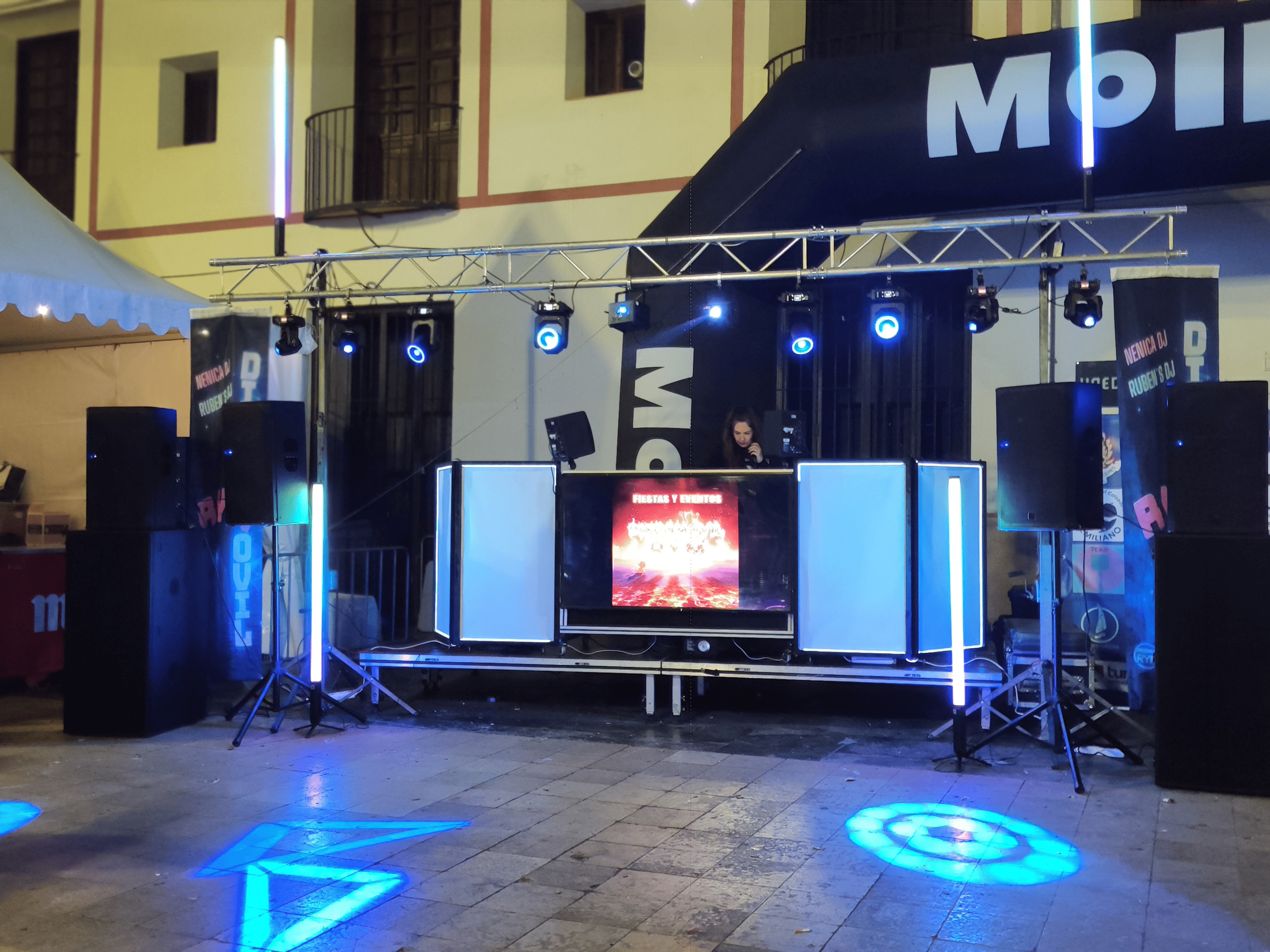 Montaje de Discomóvil para Fallas Valencia